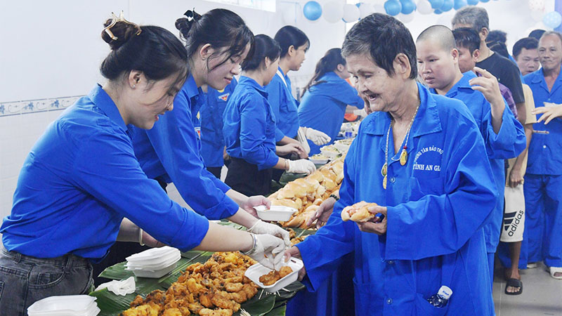 Hoạt động thiện nguyện