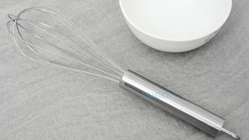 Dụng cụ đánh trứng bằng tay